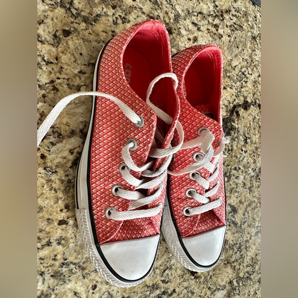 Women's Converse Chuck Taylor All Star Snakeskin-Knit Shoes- worn once - Picture 2 of 5